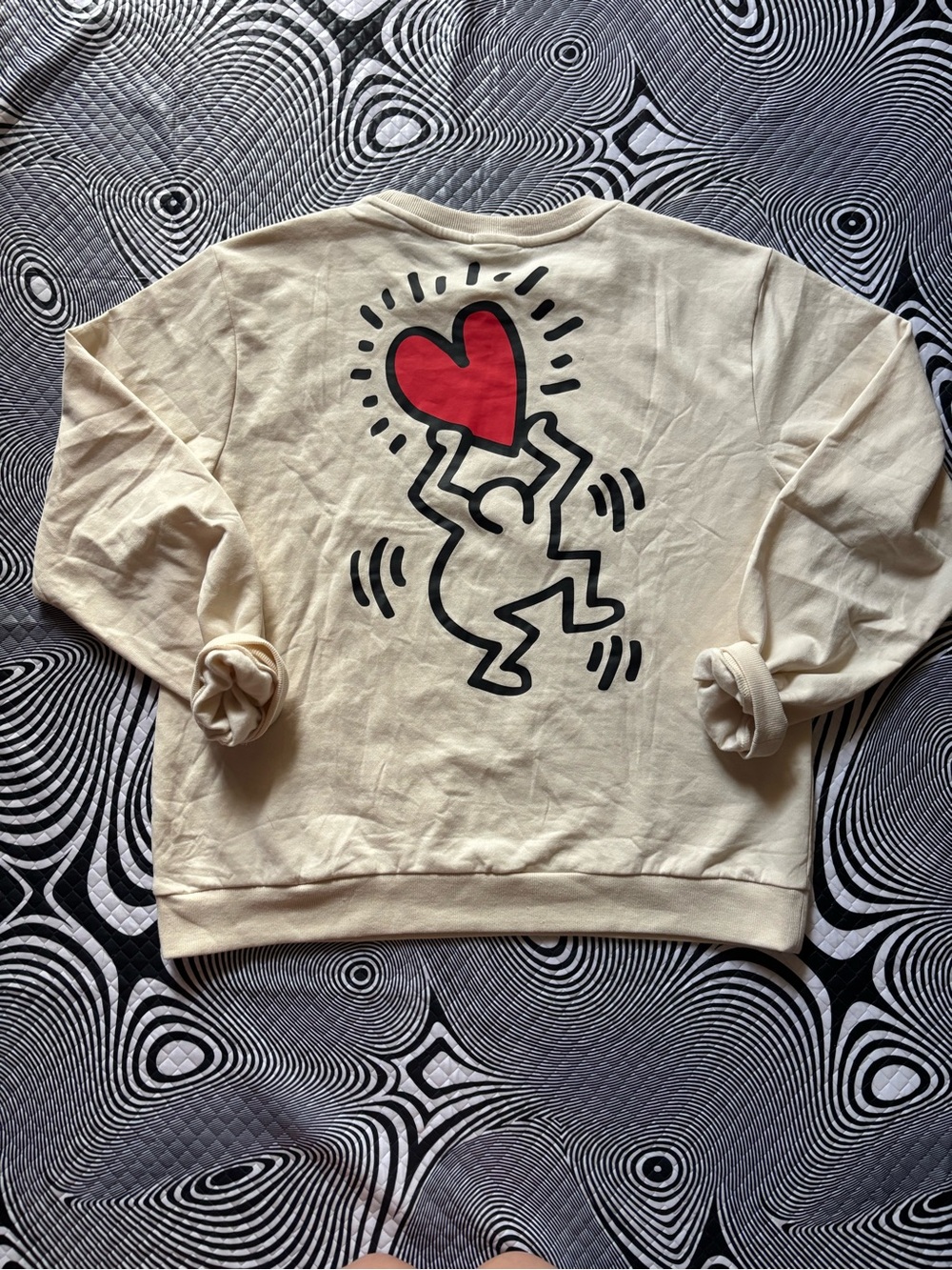 Cream Crewneck Sweatshirt with Red Heart Graphic